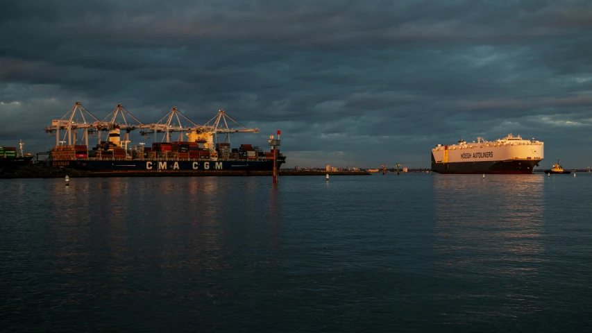 a large ship is sitting in the water