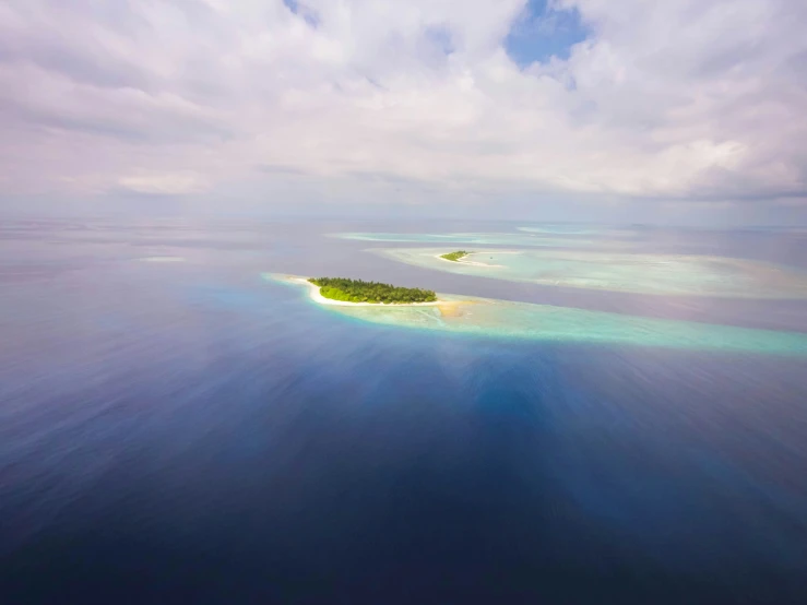 there are two small islands in the middle of the ocean