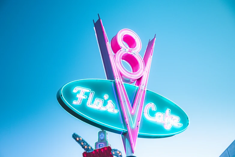 the logo for a gas station is shown on top of a sign