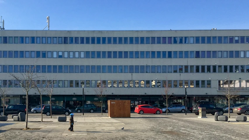 the building in the foreground has two stories