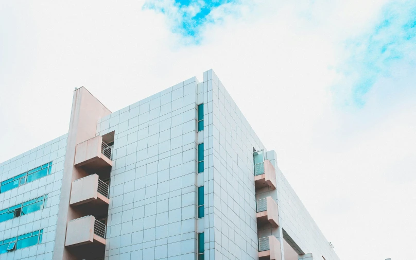 a big building that has some windows in it