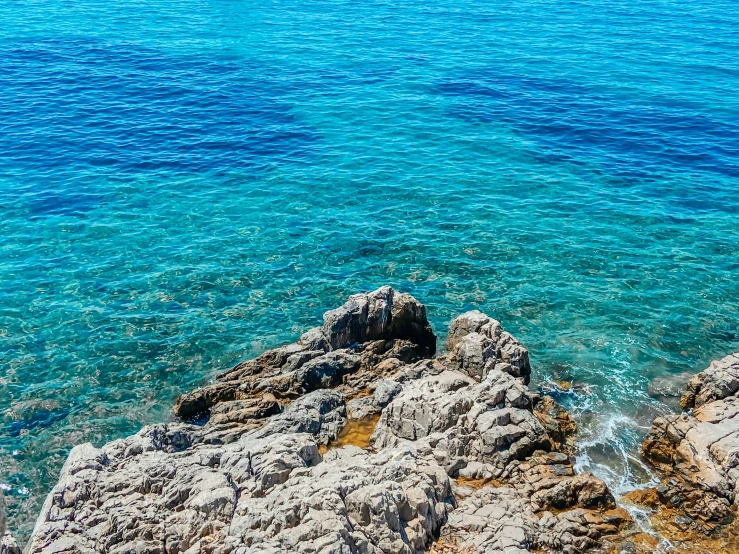 the water is so blue and clear that it is crystal blue