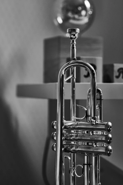 a trumpet is standing in a room