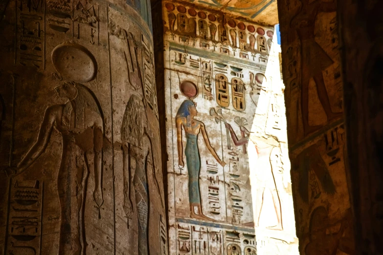 the egyptian city has very intricate carvings