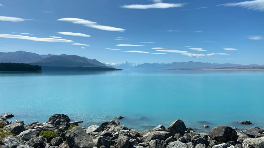 some very pretty clear blue water and mountains