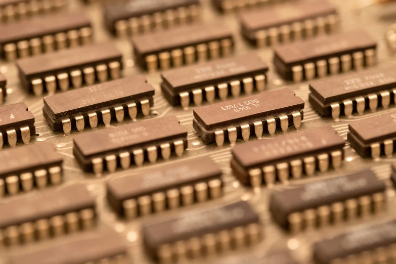 several paralleled electronic components sitting together on a surface