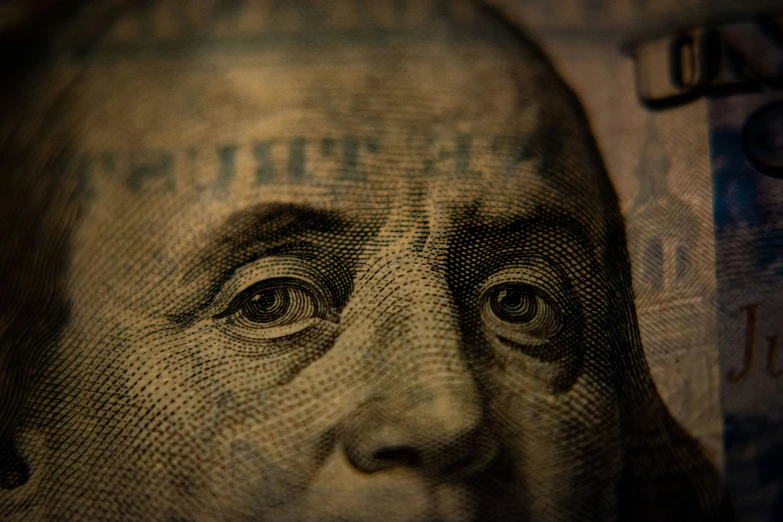 a close - up picture of the face of the united states dollars bill