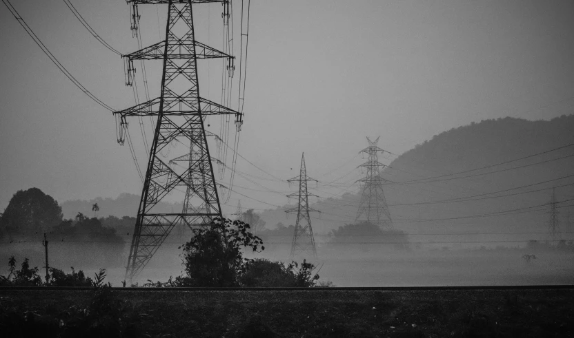 an image of a pole in the middle of a field