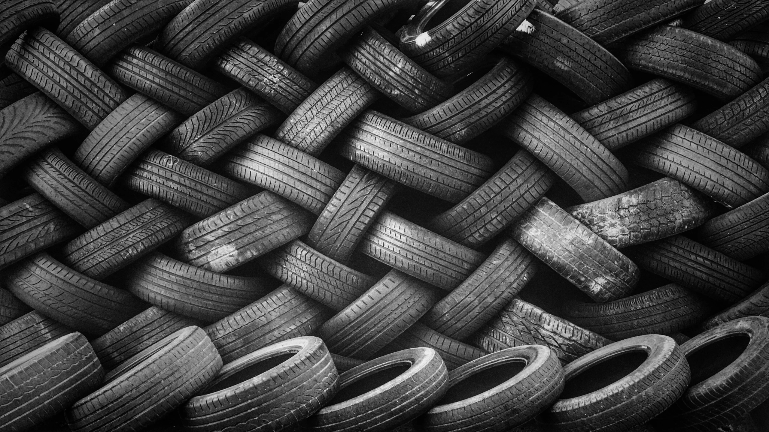 the tire and tire treads on the tire of an old vehicle