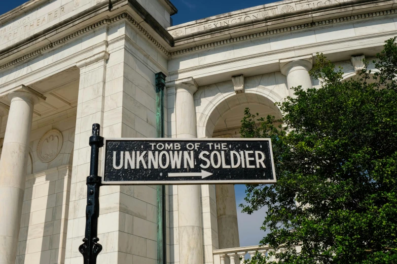 the top of the unknown soldier is now in use