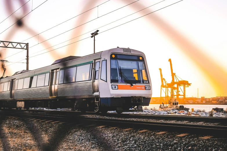 a train passing by in the middle of the afternoon