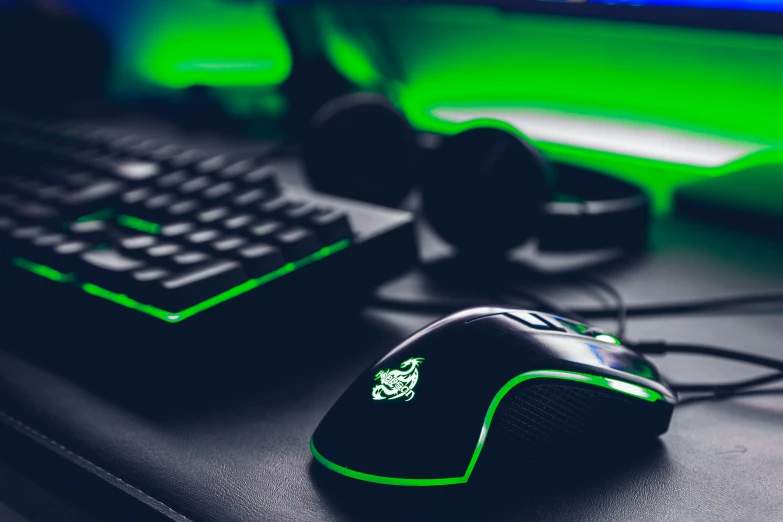 a wireless computer keyboard with two mice