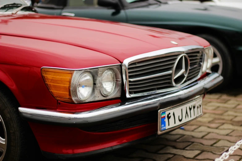 the front end of a mercedes is shown