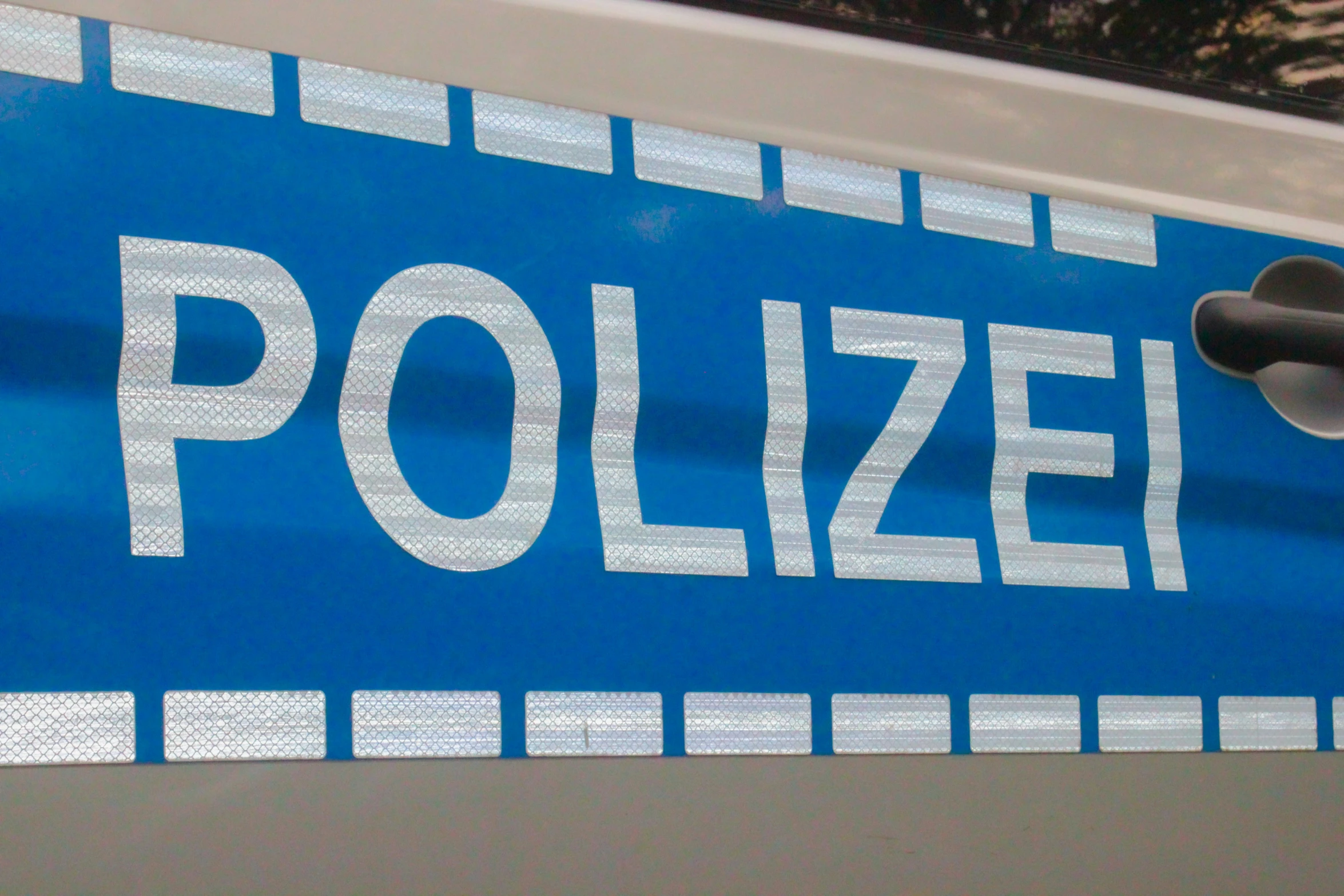 there is an image of a police sign