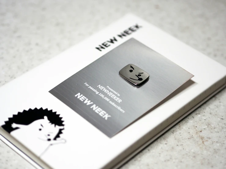 a business card showing a picture of a lion