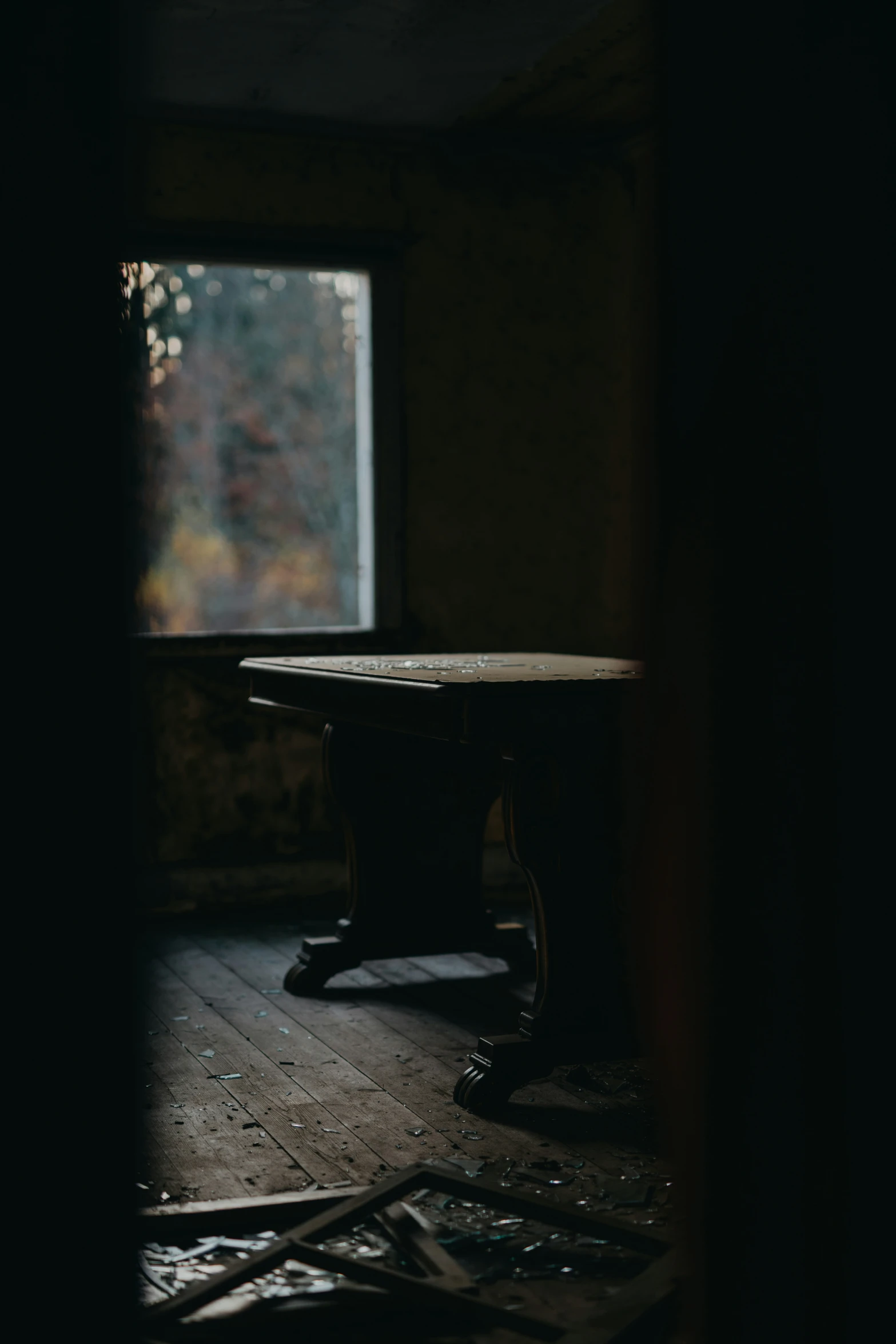 a table with an open window on the side of it