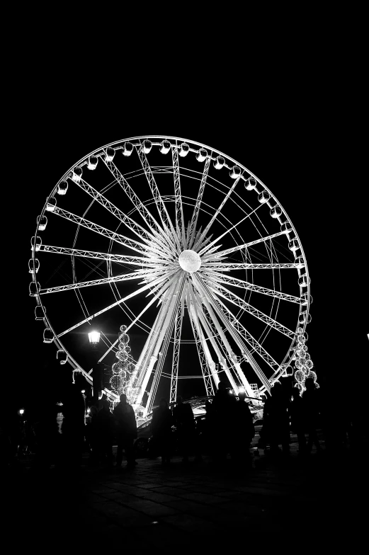 an amut wheel with many lights on it