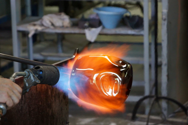 welders and other workhorses making glassware