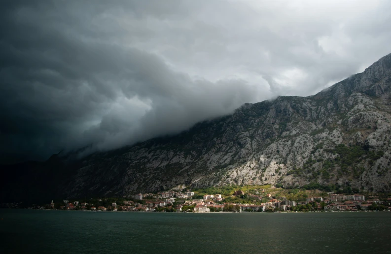 a mountain side is near the city of the town