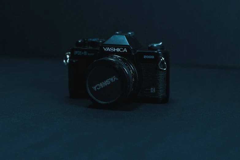 a dark po of a camera in the dark