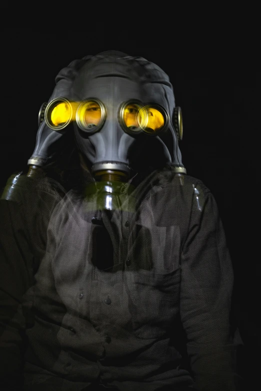 this is a man with gas mask wearing gas glasses