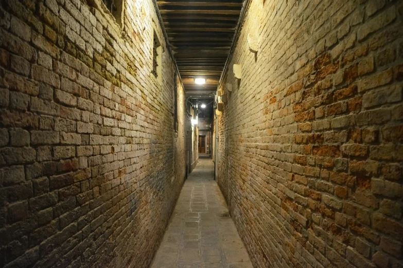 this is a long hallway between two buildings