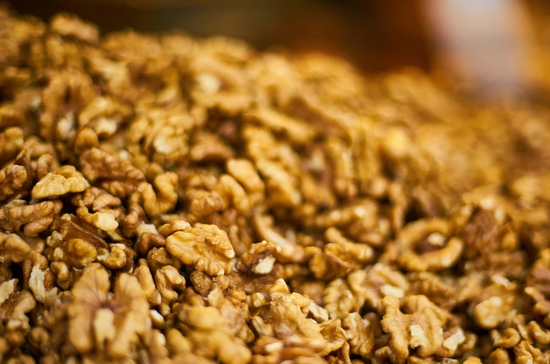 a large pile of oats with brown filling