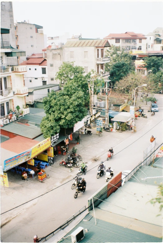 a city street filled with lots of traffic