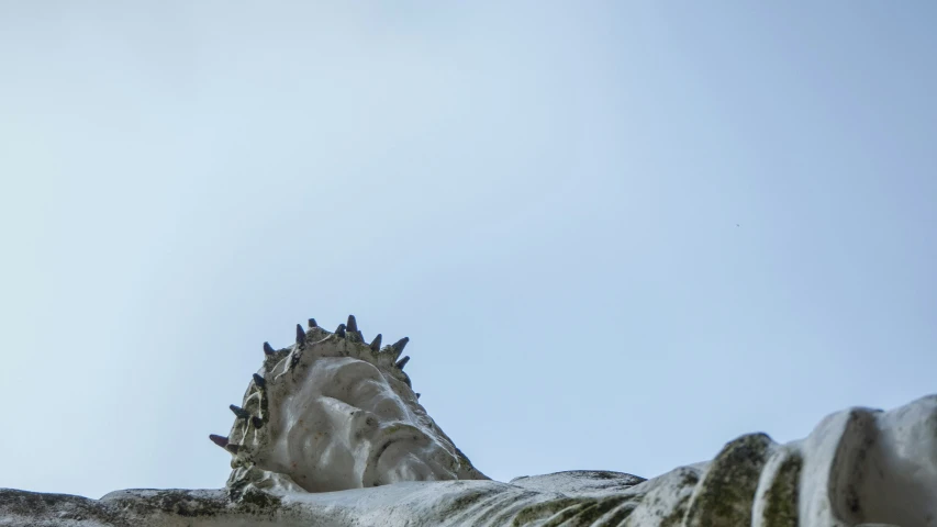 a close - up view of the snow on the top of a structure