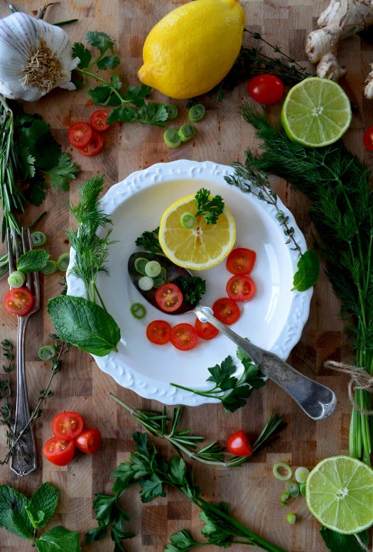 a plate that has some assorted vegetables on it