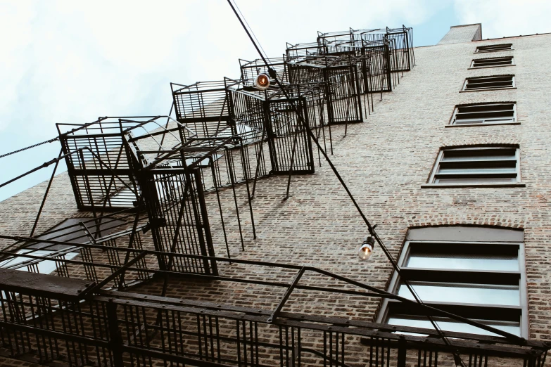 several stairs are shown on top of the building