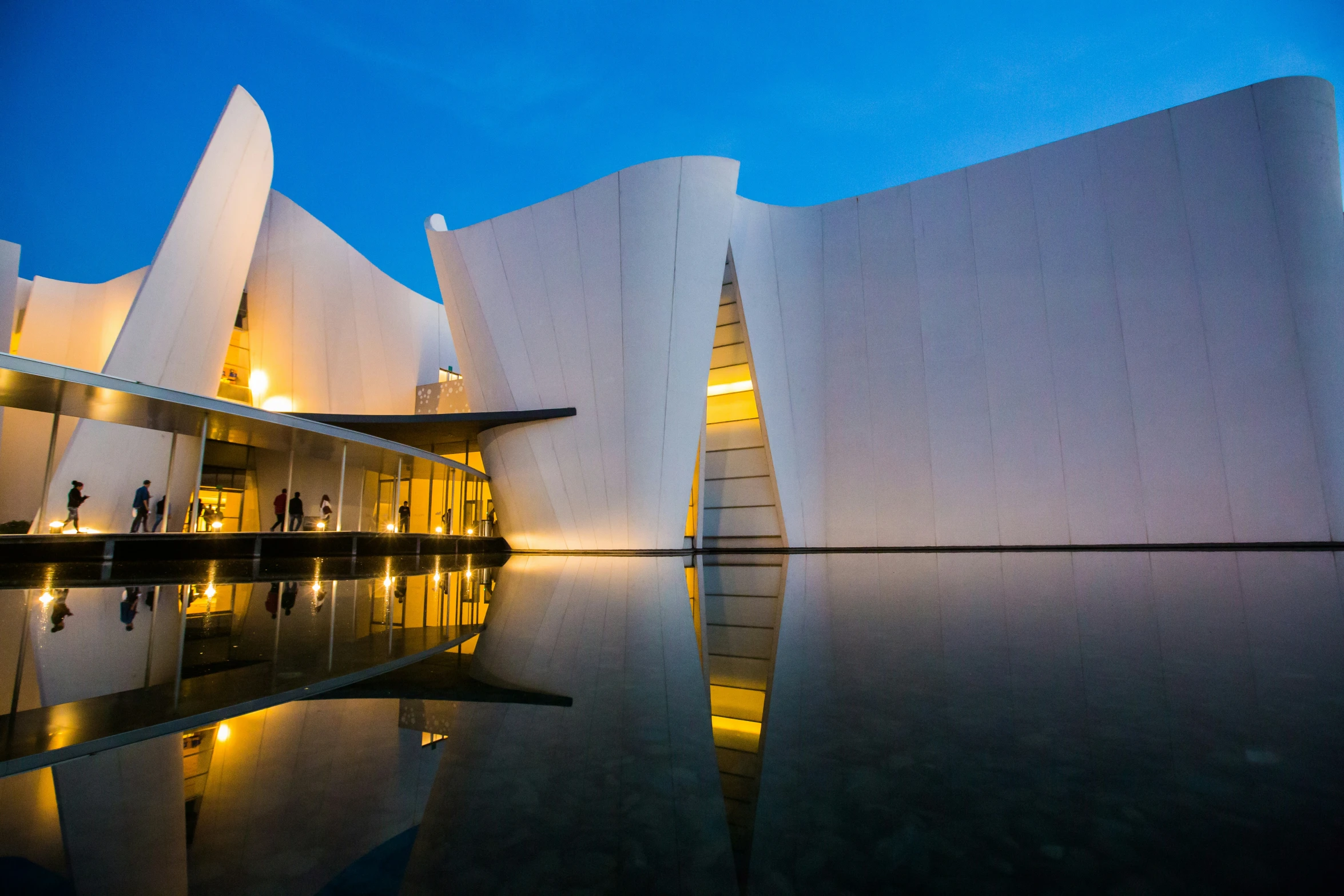 an architecture building that looks like a wave