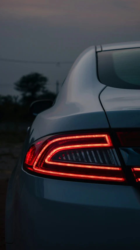 the tail light on a car with the back lights on