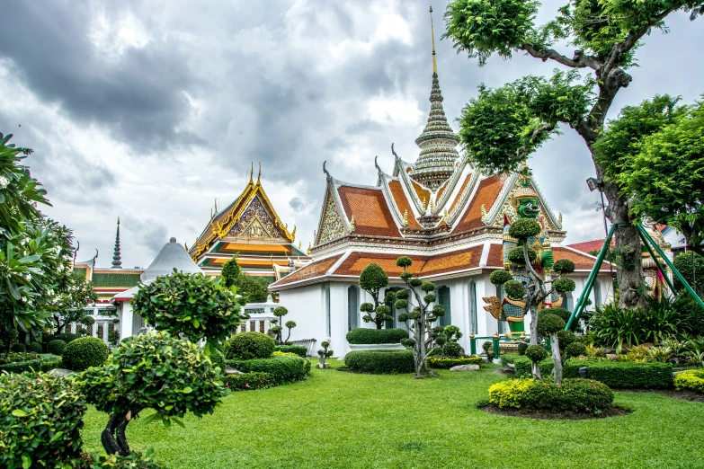 the gardens and roof in the city center