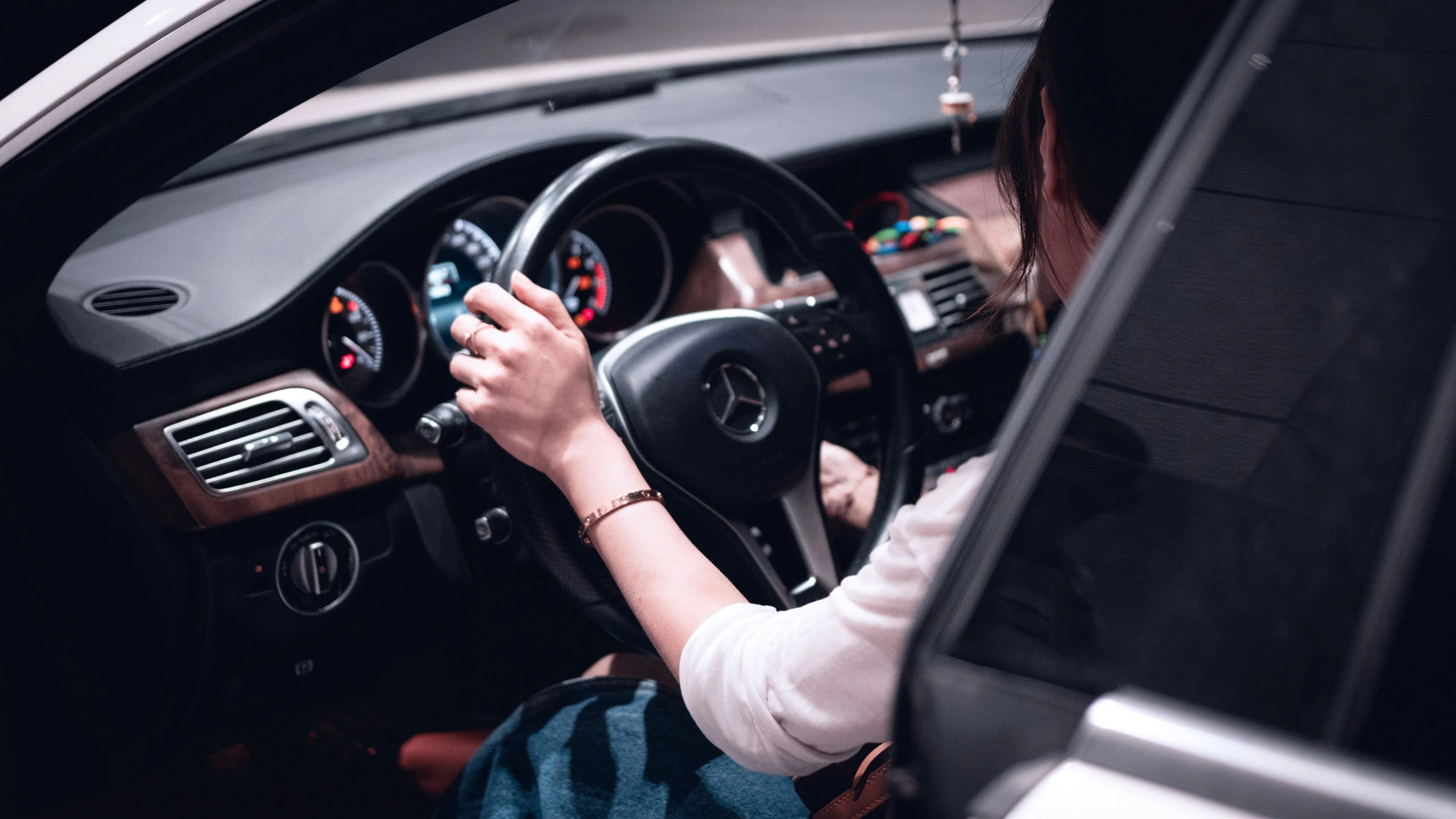 the view of someone driving a car from inside