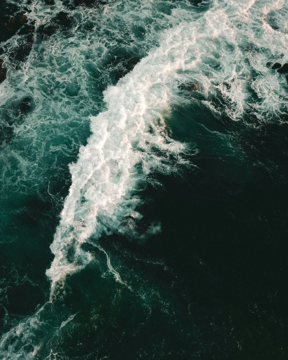 an image of an ocean with very dark colors