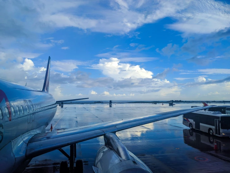 an airplane is getting ready for take off at an airport