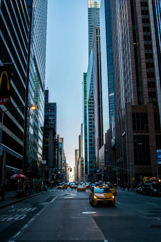 a city with large buildings and tall skyscrs