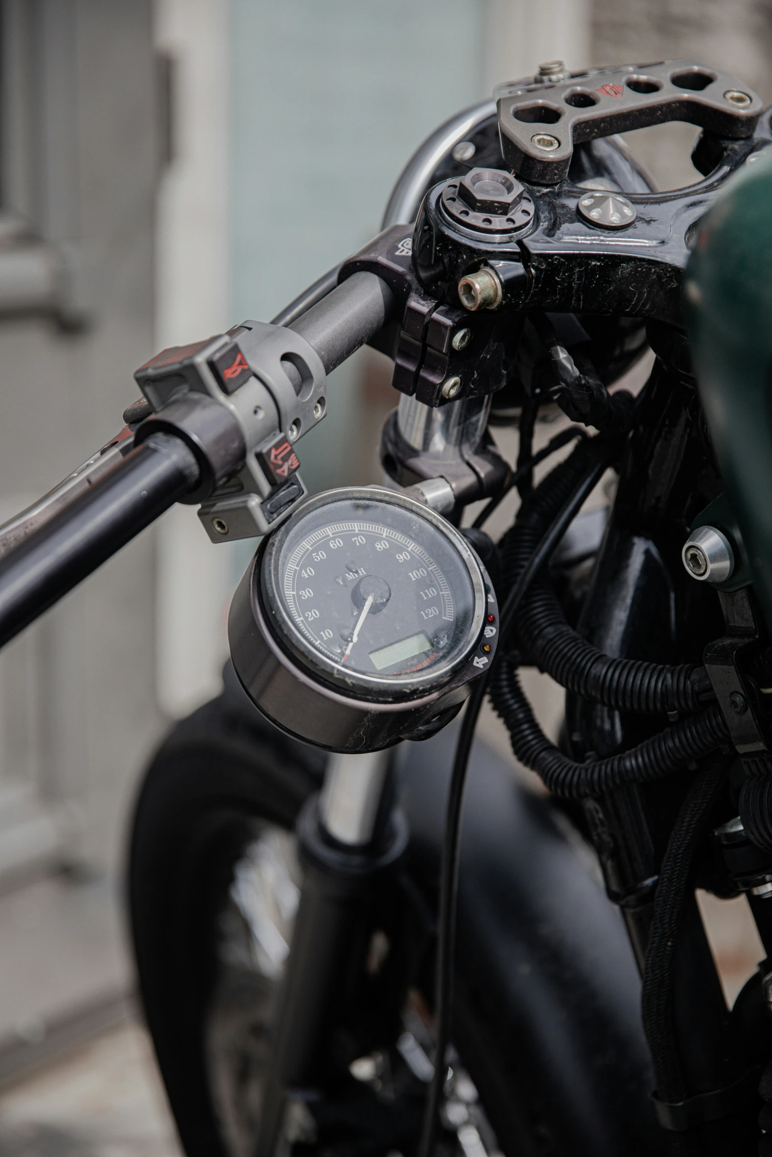 this is a close up view of a motorcycle with the meter