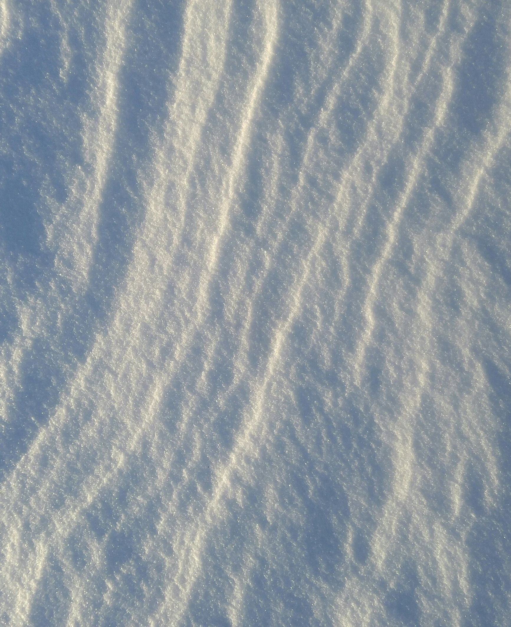 some snow and clouds are on the ground