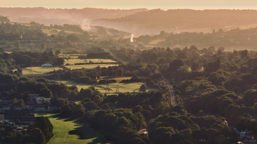 an image of a beautiful area that is in the daytime