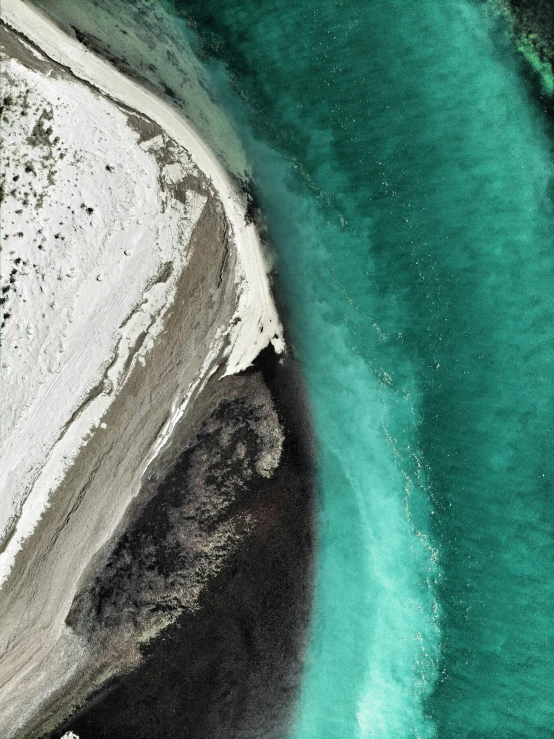 blue and green waters in an island on the ocean