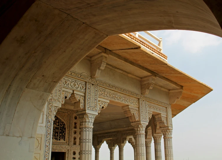 a view of an outdoor area from below