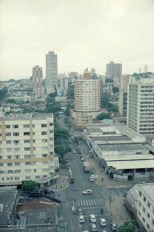 the large city has two streets full of cars