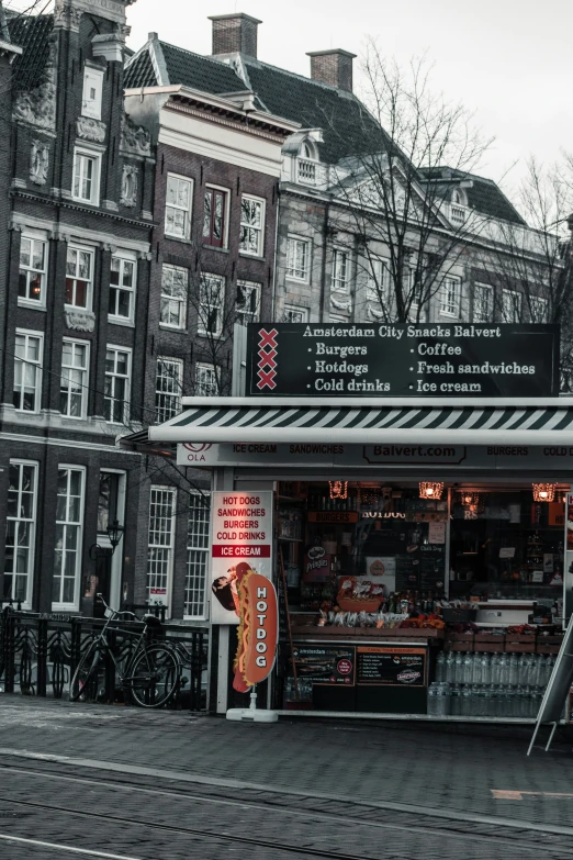 the restaurant is set outside on the street corner