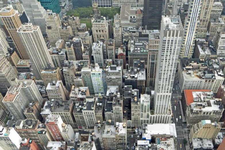 the top of a skyscr building in a city