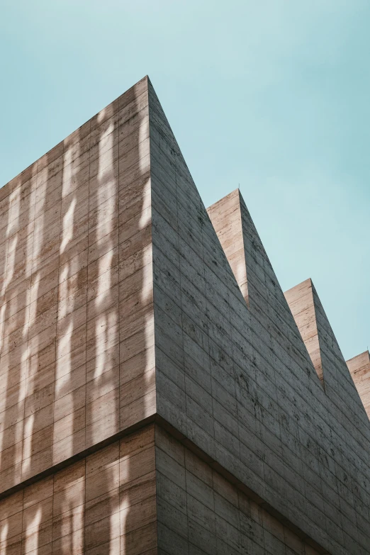 a po of a building that is made out of concrete bricks