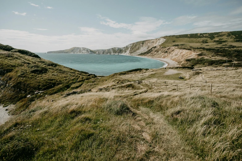 there are some hills and lakes at this time of day