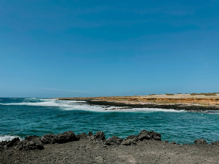 this is the ocean as seen from the shore