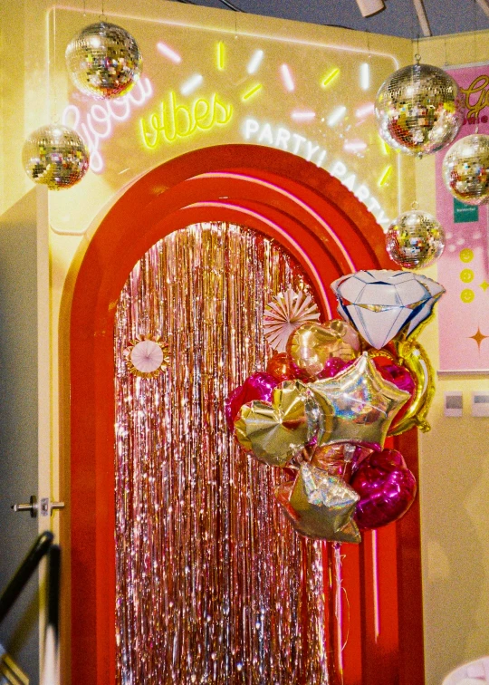 balloon, streamers and confetti are all the things to look for at this party